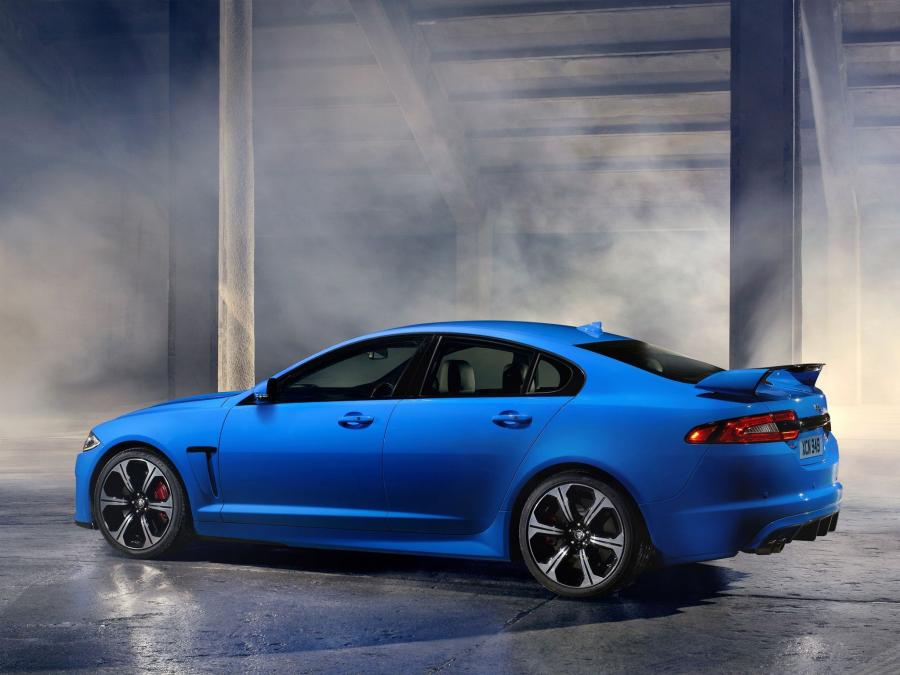  Jaguar XFR-S 2013 года  (UK) (фото 7 из 8)